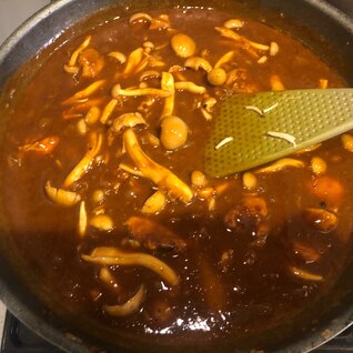 超節約！きのことチキンのカレー！